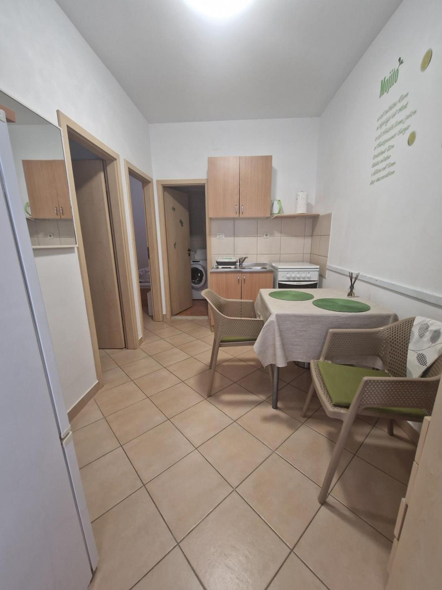 Apartments Saric Split Exterior photo